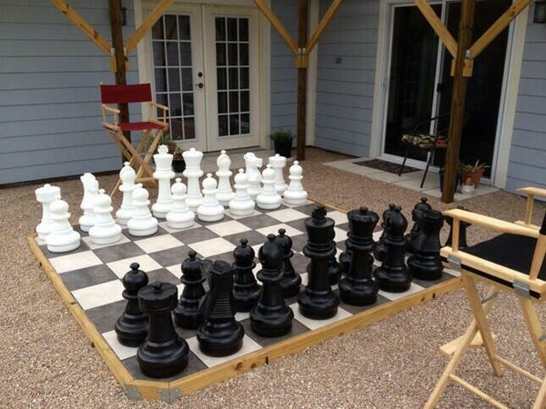 http://www.chesshouse.com/cdn/shop/files/25-giant-chess-pieces-30357258895447_grande.jpg?v=1684605106