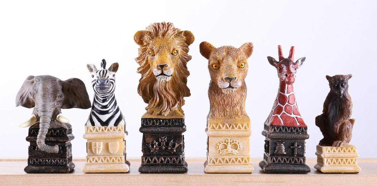 Lion Chess Set & Pieces With store Hip Flask and Stirrup Shot Cups in Wooden Presentation Box FREE Engraving Gift 222