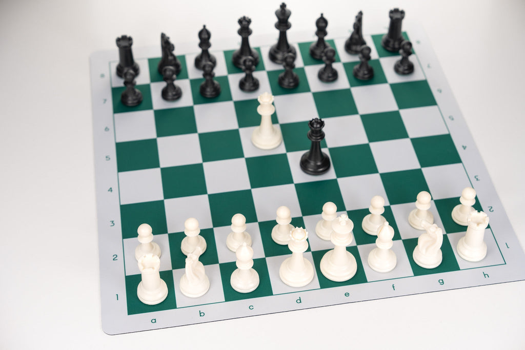 Emisario Flex Pad Chess Set – Chess House