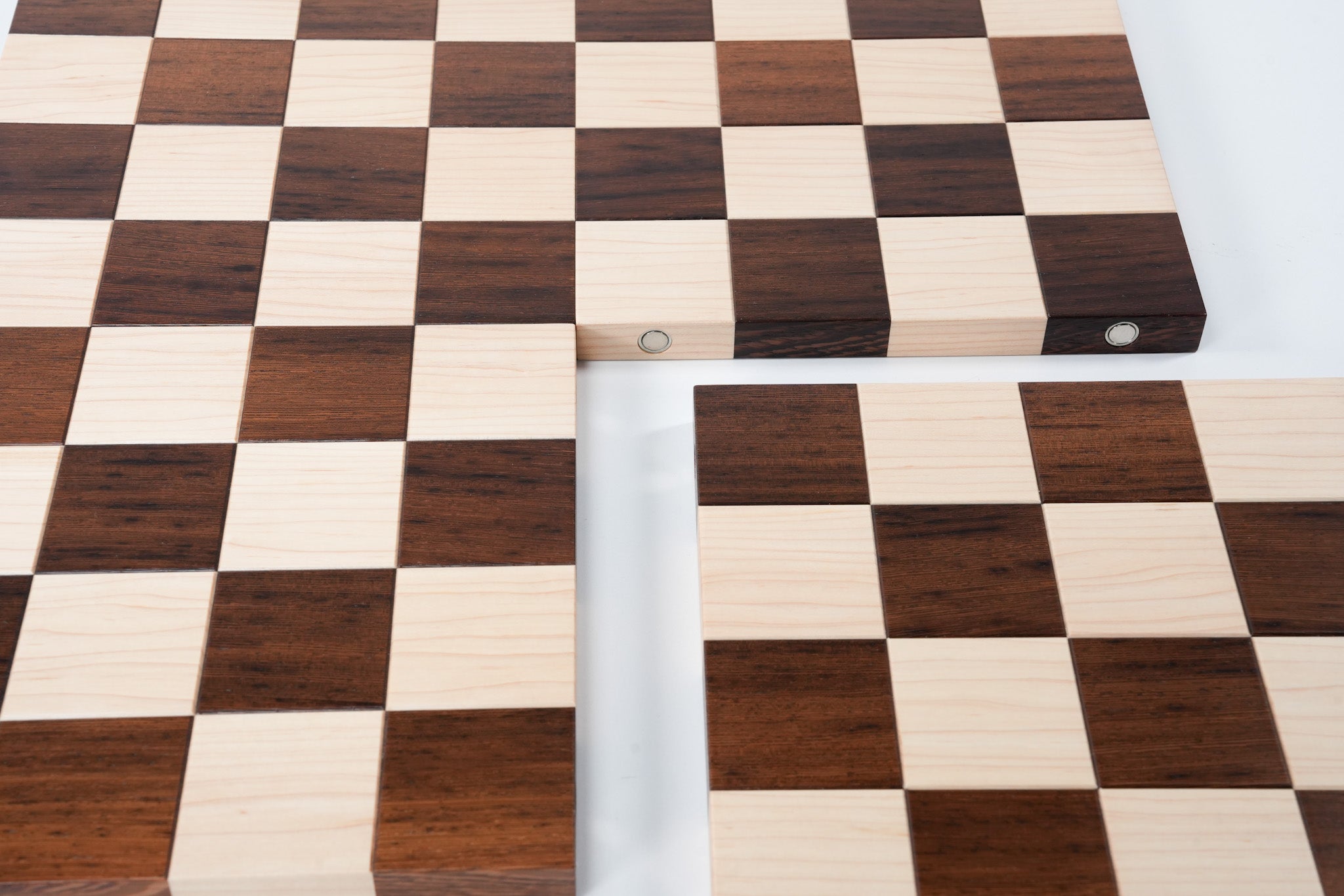 the STACK Chessboard - Tournament Edition - Light Wenge and Maple LIMI