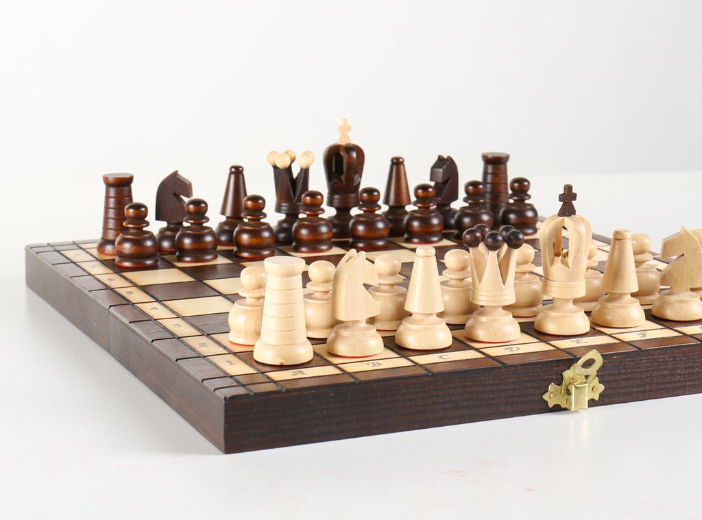 Chess Royal