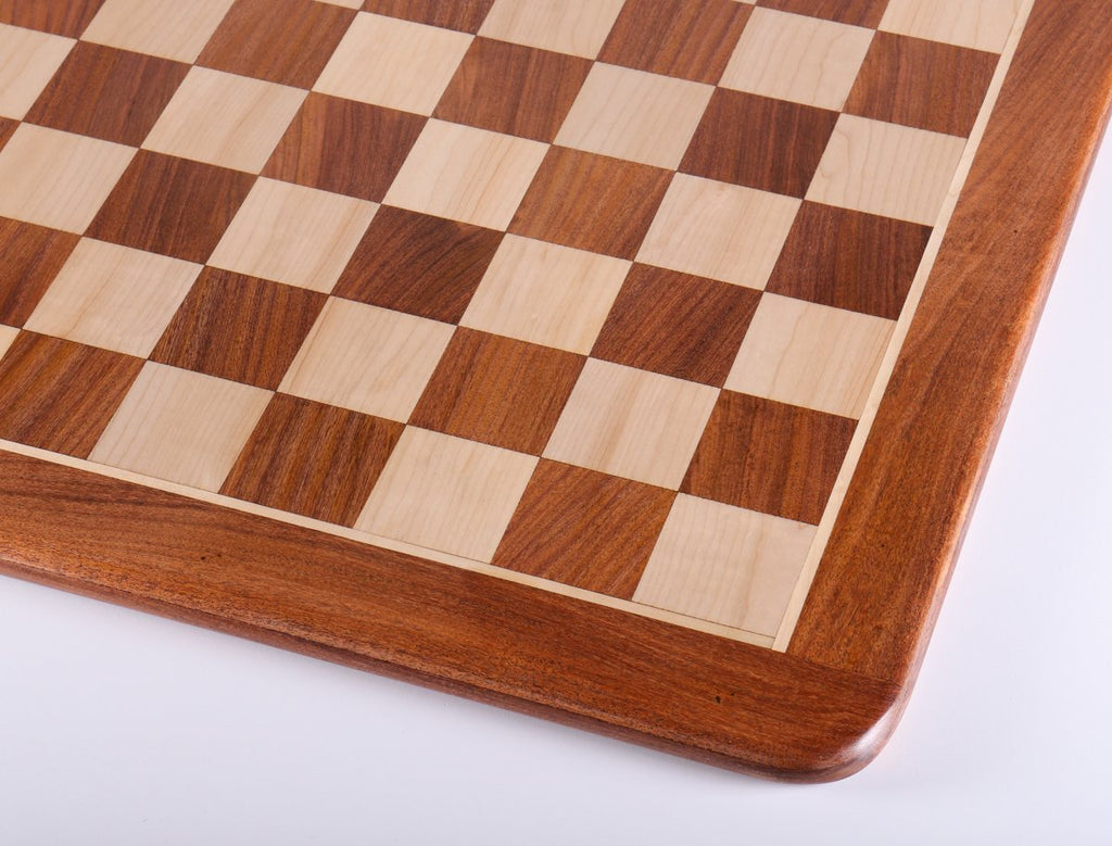 https://www.chesshouse.com/cdn/shop/products/25-acacia-chess-board-3525866094668_1024x1024.jpg?v=1575932162