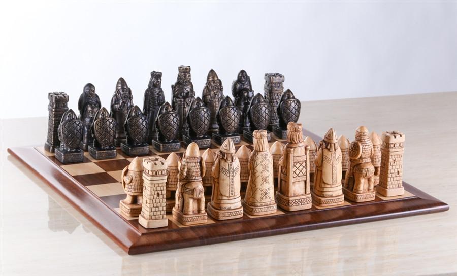 Top 5 Coolest Chess Sets From Beginner To Expert 