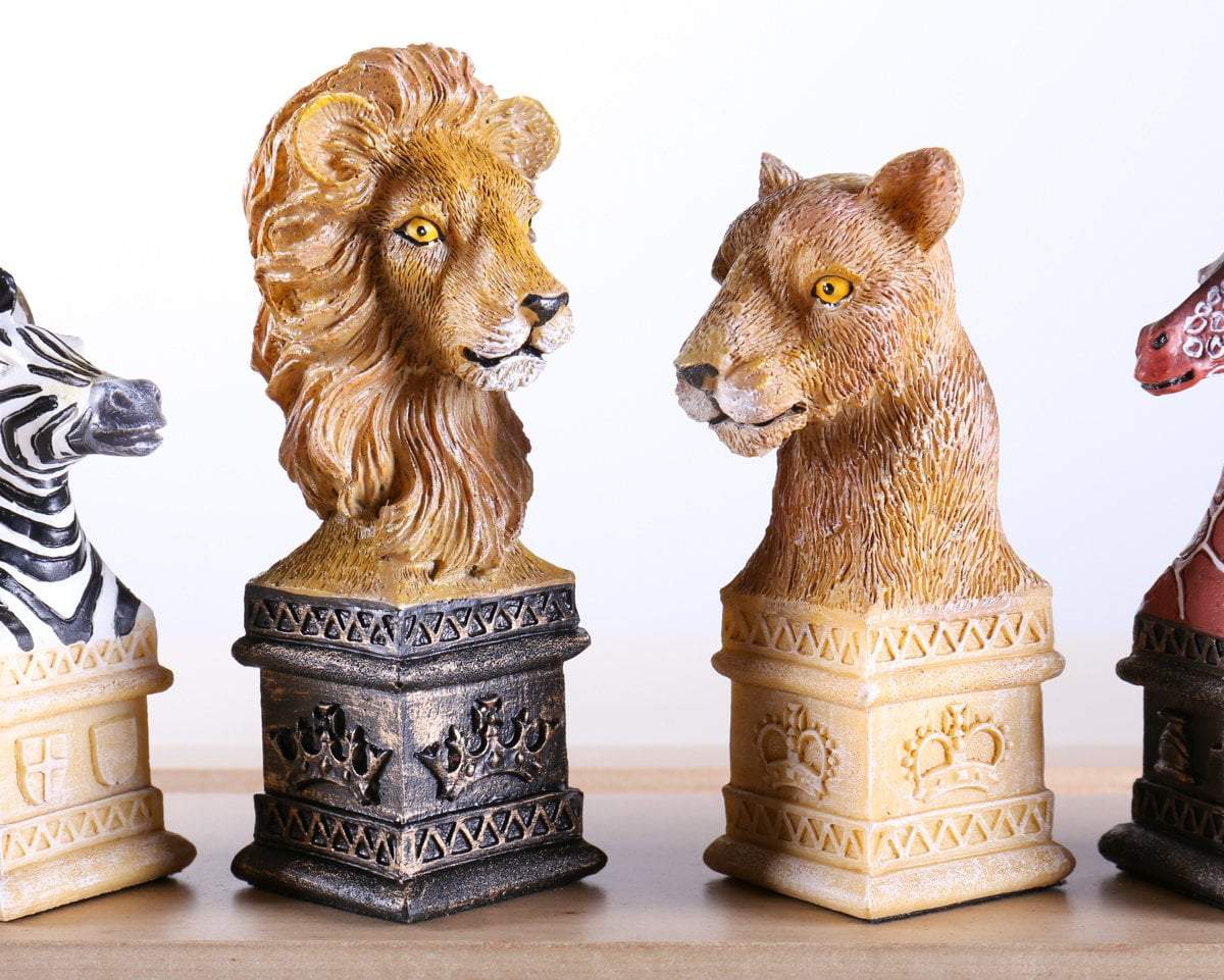 Lion Chess Set & Pieces With store Hip Flask and Stirrup Shot Cups in Wooden Presentation Box FREE Engraving Gift 222