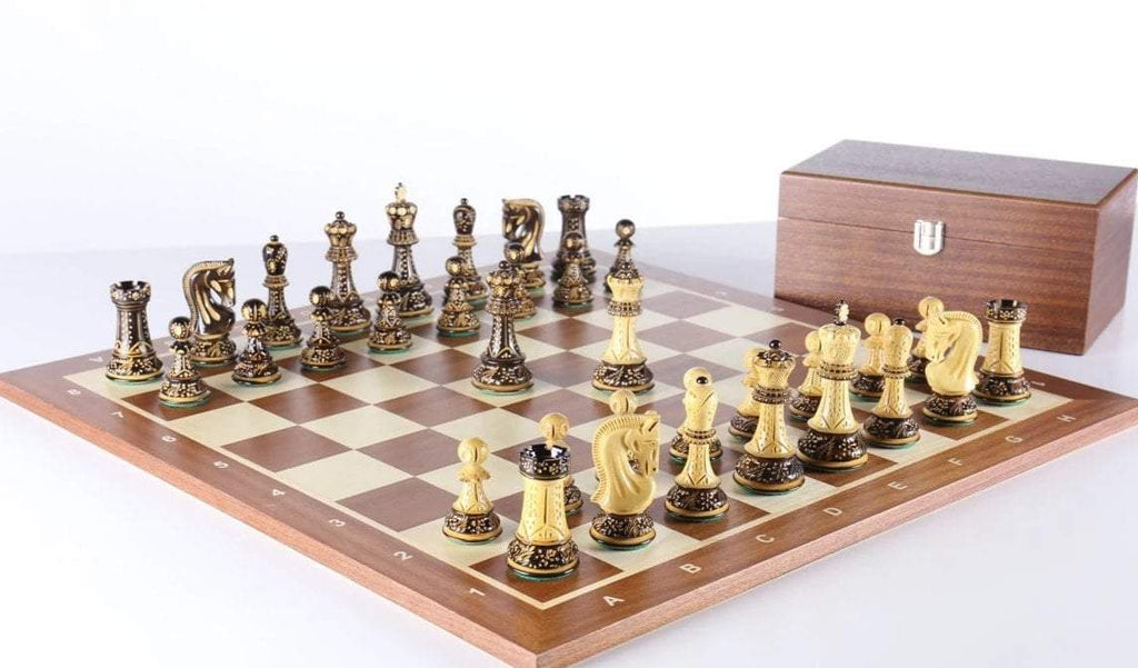 Wooden The 4 inch Burnt Zangreb Grand Master Chess Set, Packaging